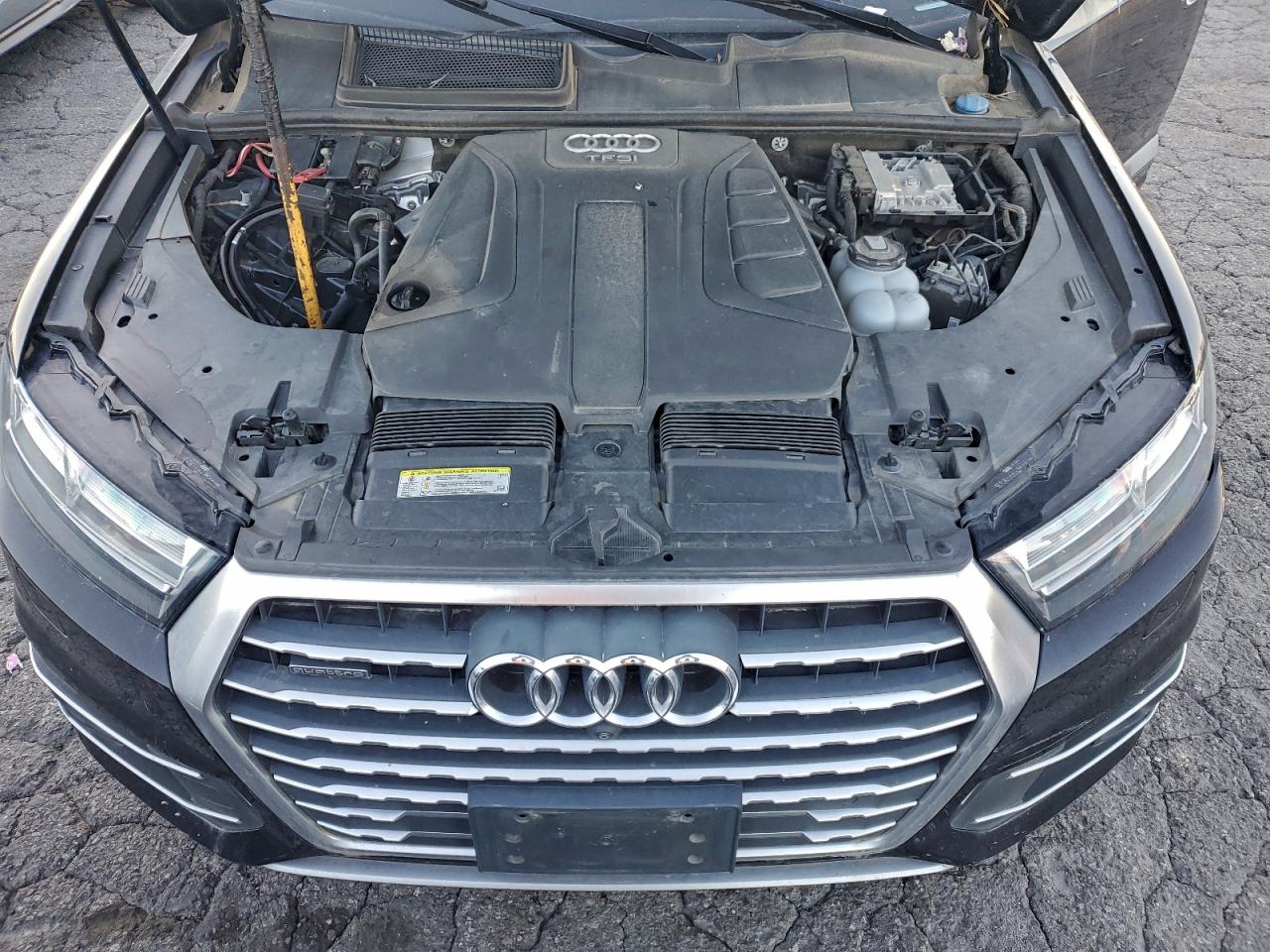 2017 Audi Q7 Premium Plus VIN: WA1LHAF74HD058109 Lot: 94580925