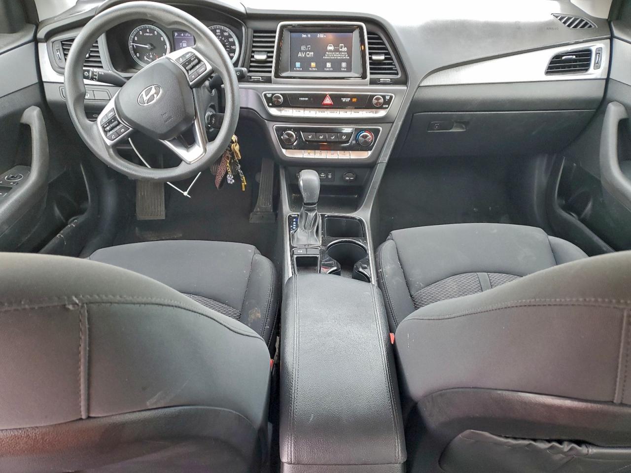 2019 Hyundai Sonata Se VIN: 5NPE24AF0KH741118 Lot: 97966755