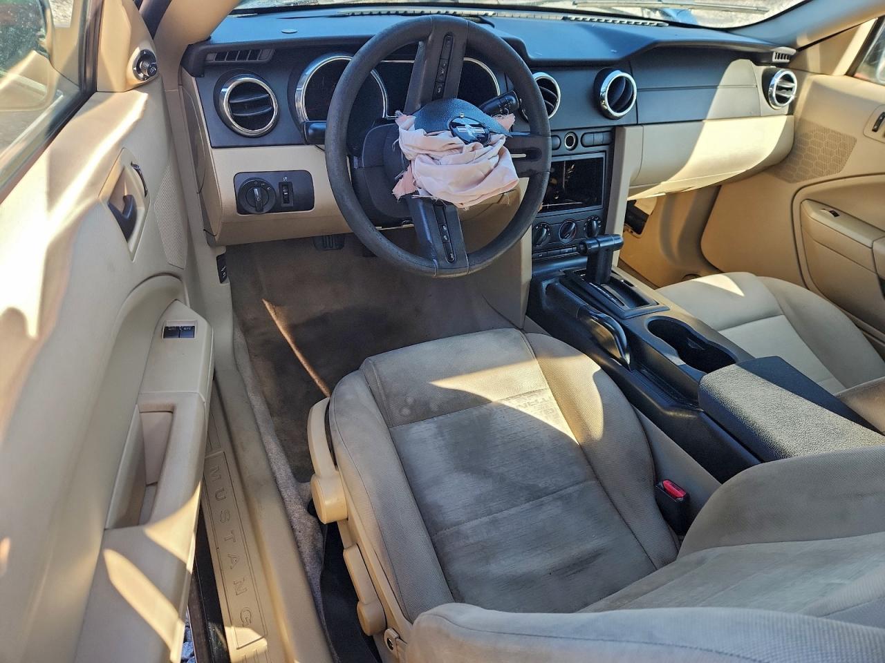 2005 Ford Mustang VIN: 1ZVFT80N755136970 Lot: 94809525