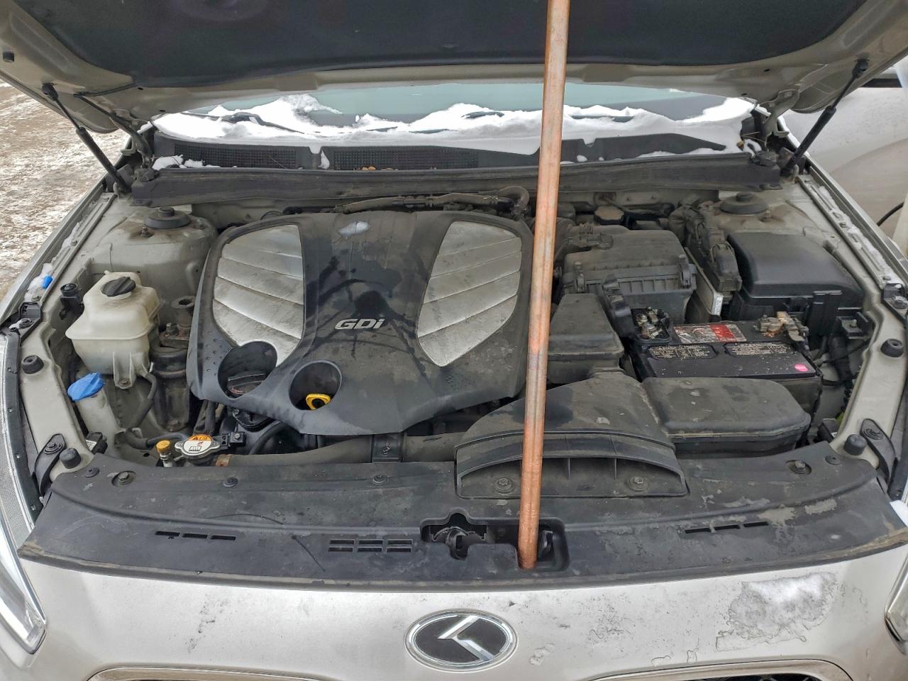 2015 Kia Cadenza Premium VIN: KNALN4D74F5175826 Lot: 95935665