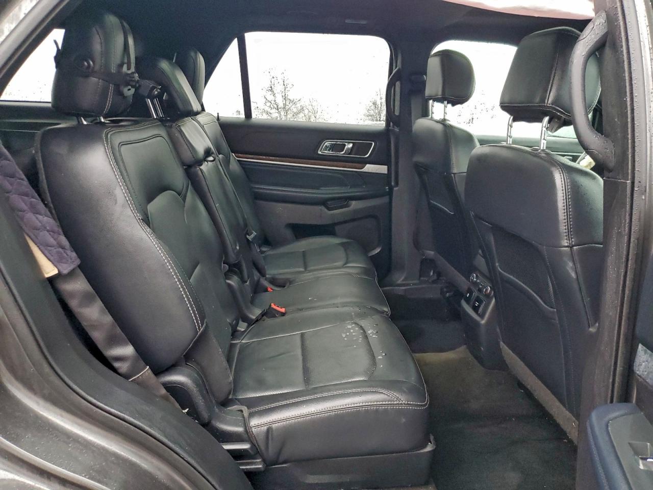 2017 Ford Explorer Limited VIN: 1FM5K8FH2HGC22372 Lot: 97038195