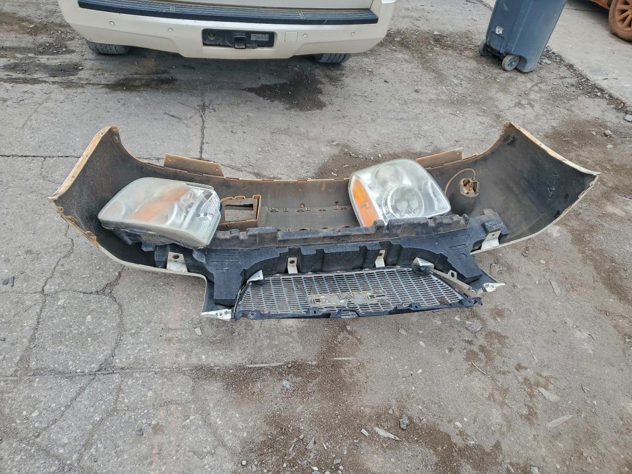 2010 GMC Yukon Xl C1500 Slt VIN: 1GKUCKE09AR276367 Lot: 93498125