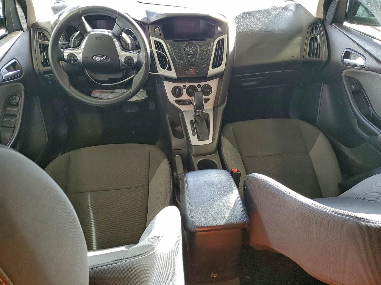 2013 Ford Focus Se VIN: 1FADP3F24DL174946 Lot: 94944475