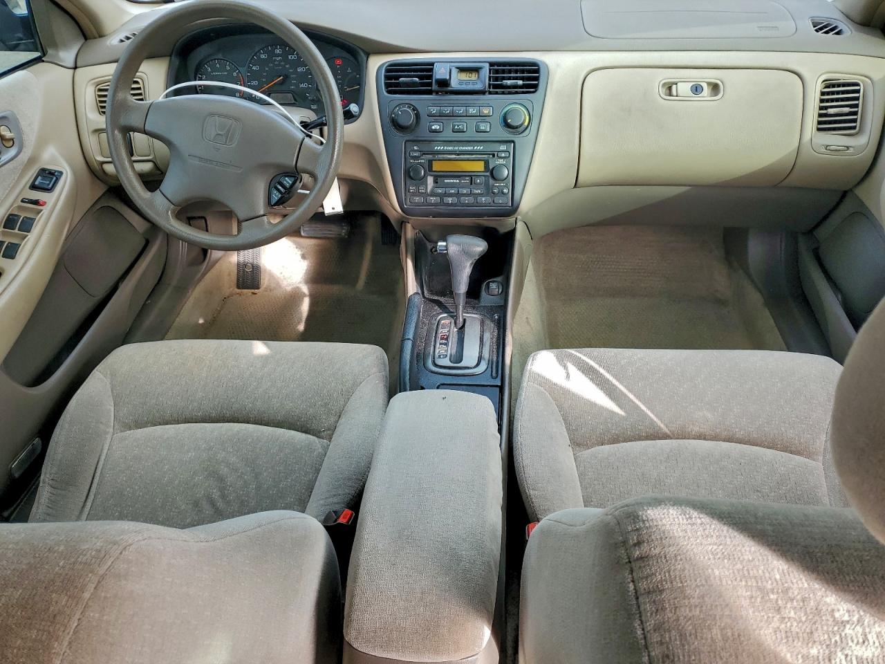 2001 Honda Accord Lx VIN: 1HGCG56441A023679 Lot: 95145005