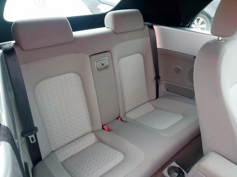 2006 VOLKSWAGEN BEETLE 2.0 2DR