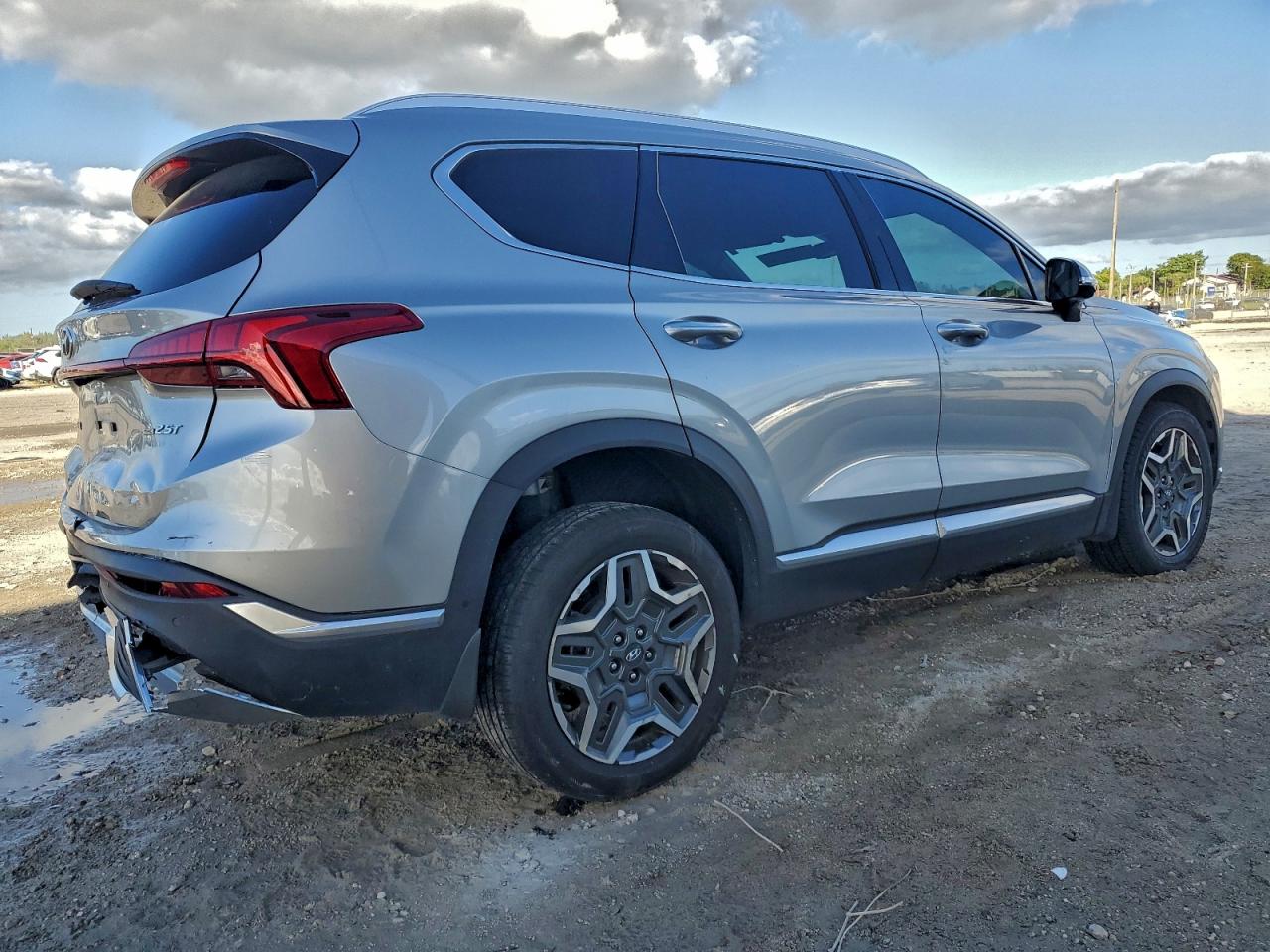 2023 Hyundai Santa Fe Limited VIN: 5NMS4DAL2PH647684 Lot: 97825355