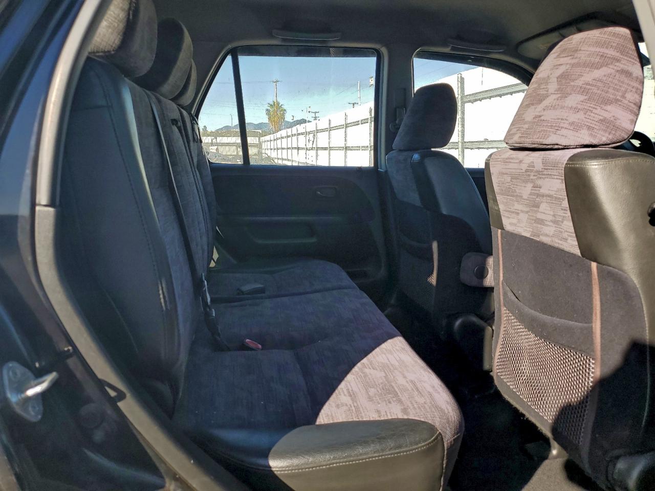 2002 Honda Cr-V Lx VIN: JHLRD78432C025037 Lot: 96008435