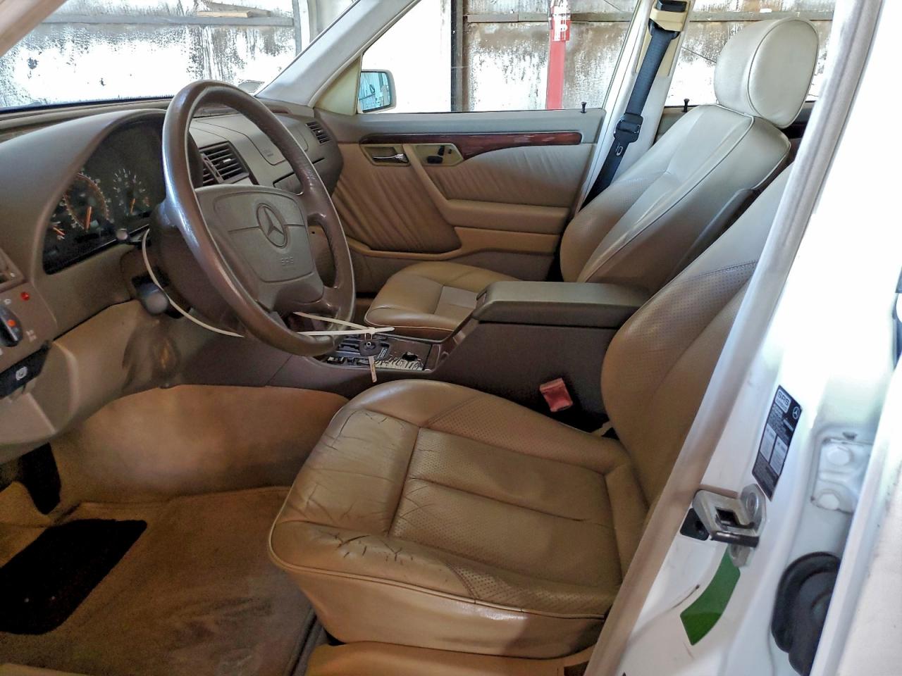 1994 Mercedes-Benz C 280 VIN: WDBHA28E6RF098536 Lot: 96381215