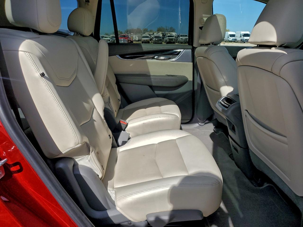 2024 Cadillac Xt6 Premium Luxury VIN: 1GYKPCRS7RZ725169 Lot: 94192475