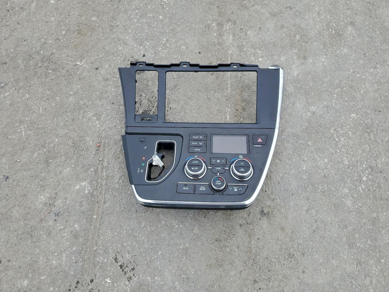 2017 Toyota Sienna Xle VIN: 5TDYZ3DC2HS787380 Lot: 95208605