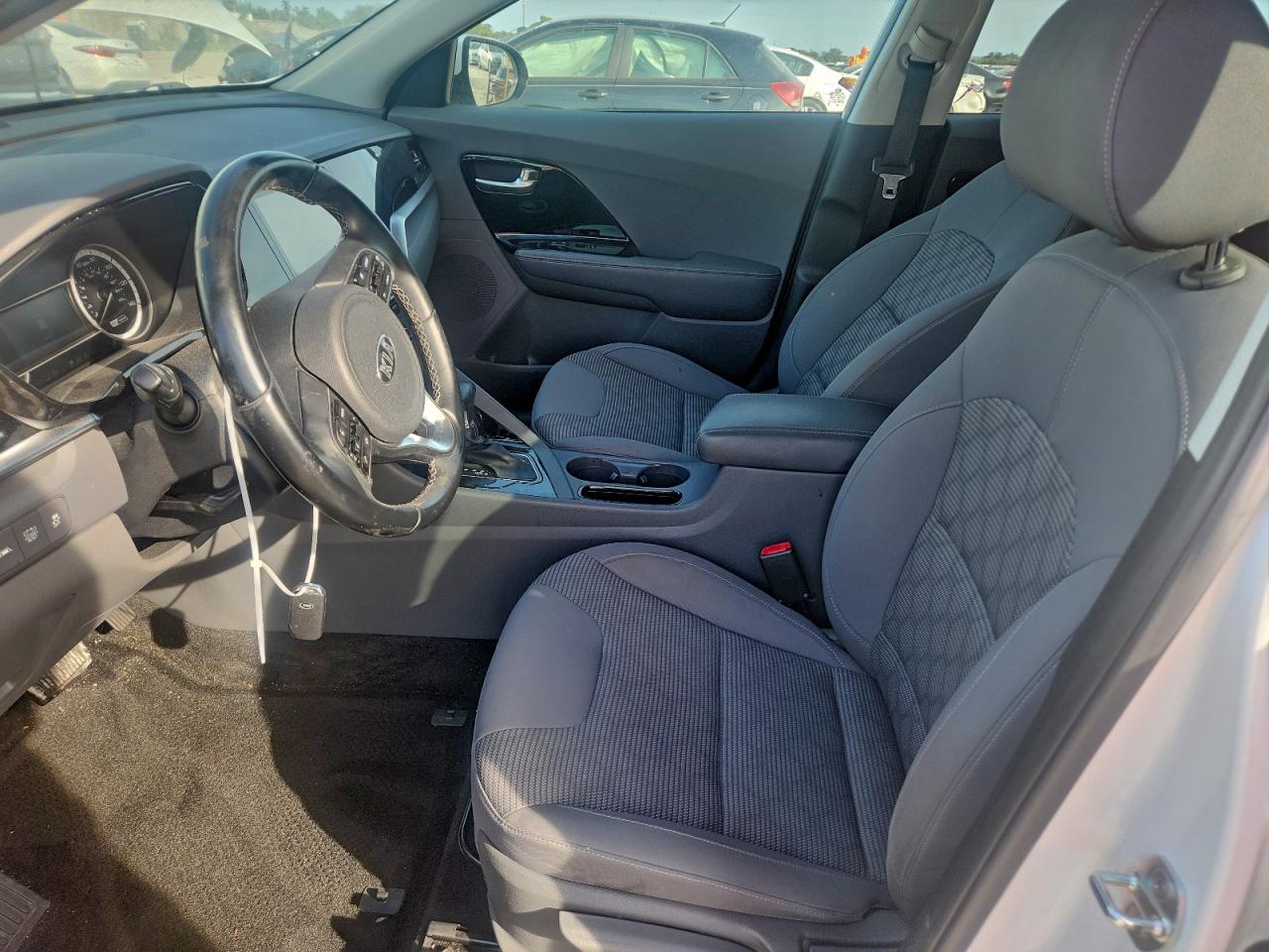 2020 Kia Niro Lx VIN: KNDCB3LC9L5382437 Lot: 95395895