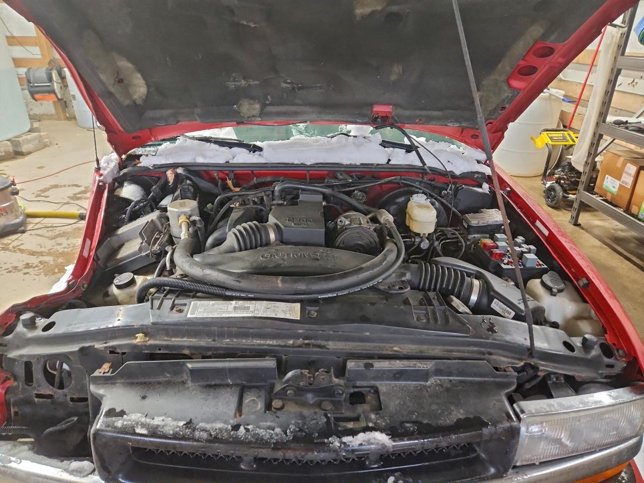 2000 Chevrolet S Truck S10 VIN: 1GCCS195XY8204538 Lot: 93893875