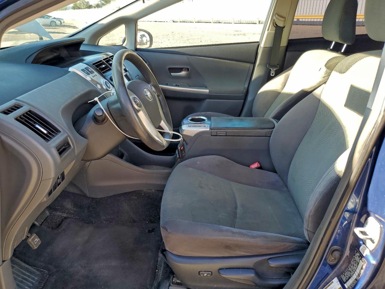 2013 Toyota Prius V VIN: JTDZN3EU3D3205869 Lot: 94595205