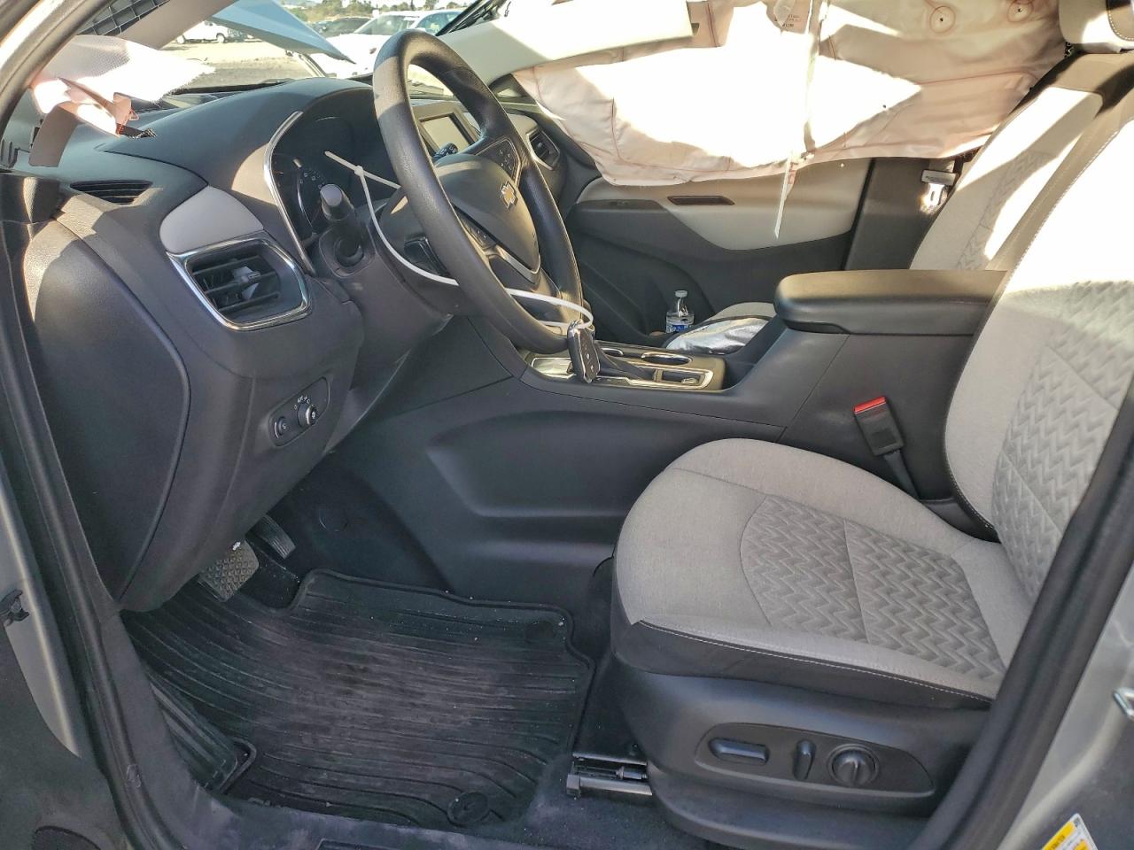 2024 Chevrolet Equinox Ls VIN: 3GNAXHEG1RL272438 Lot: 97369635