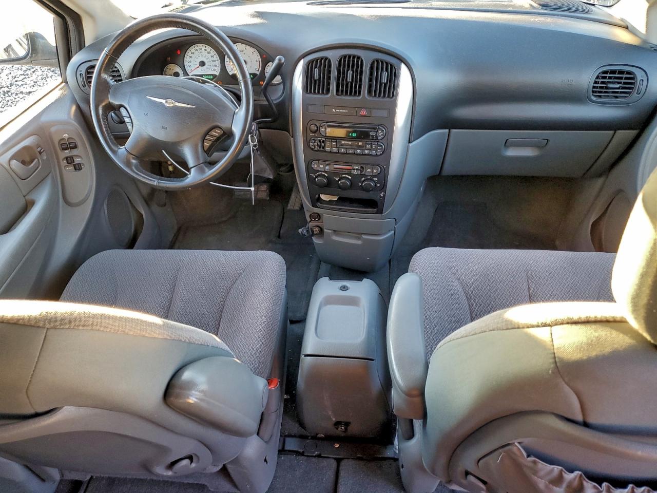 2007 Chrysler Town & Country Touring VIN: 2A4GP54L47R207061 Lot: 94336825