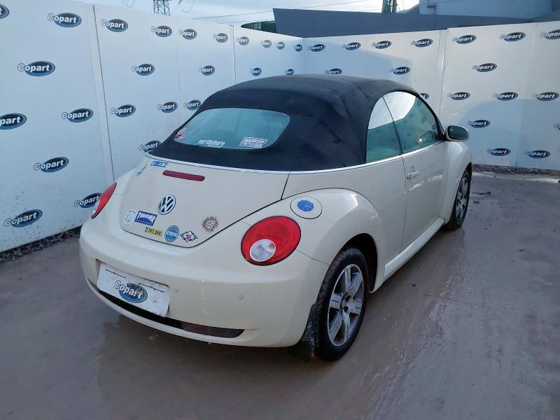 2008 VOLKSWAGEN BEETLE 1.6 LUNA 2DR