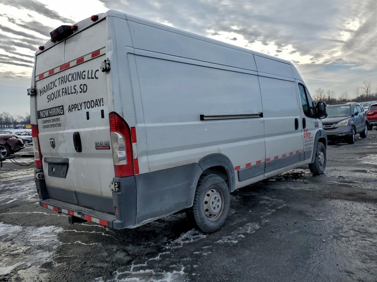 2018 Ram Promaster 3500 3500 High VIN: 3C6URVJG1JE157634 Lot: 97569655