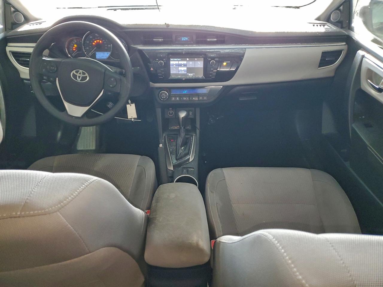 2015 Toyota Corolla L VIN: 2T1BURHE9FC233939 Lot: 94889525