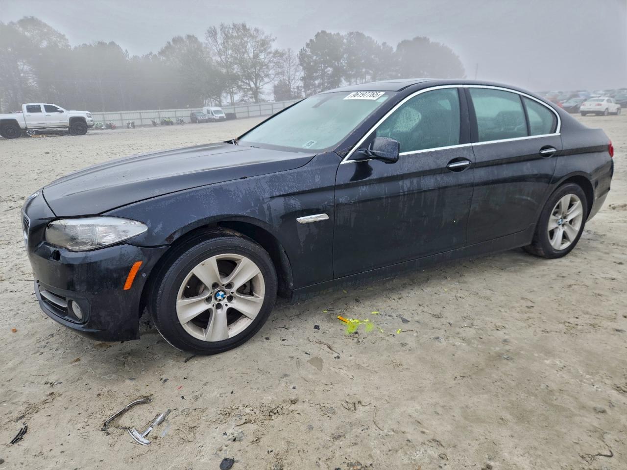 Фото: WBAXH5C52DD109356