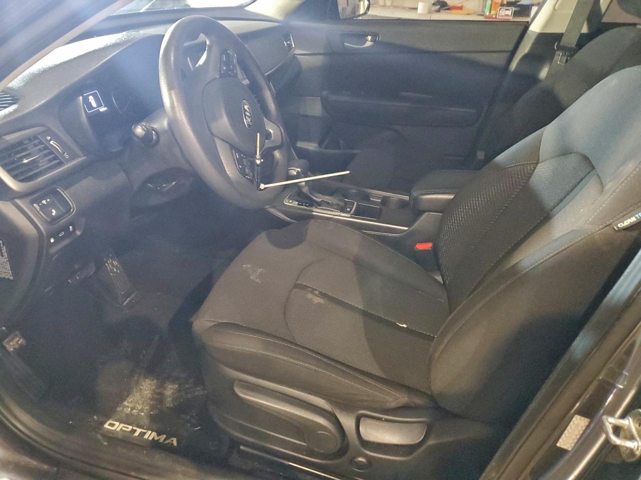 2018 Kia Optima Lx VIN: KNAGT4L32J5212726 Lot: 95422575