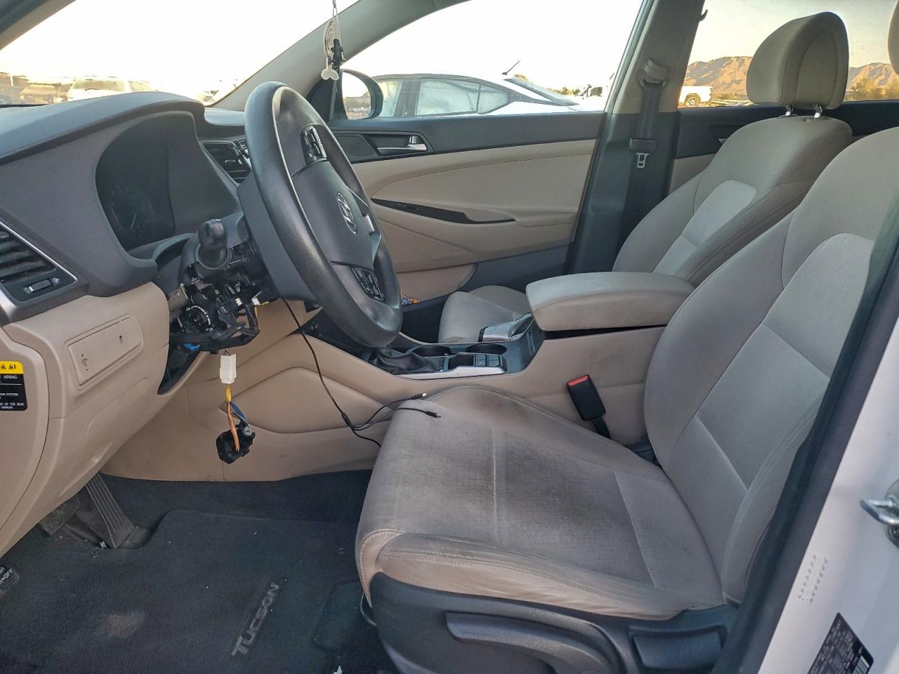 2017 Hyundai Tucson Se VIN: KM8J23A47HU411042 Lot: 94827475