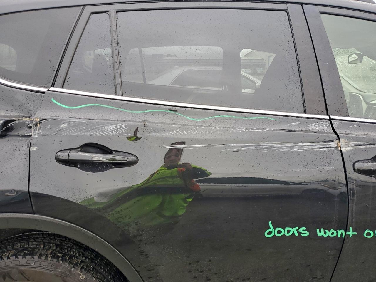 2018 Toyota Rav4 Hv Le VIN: JTMRJREV6JD213252 Lot: 95217325