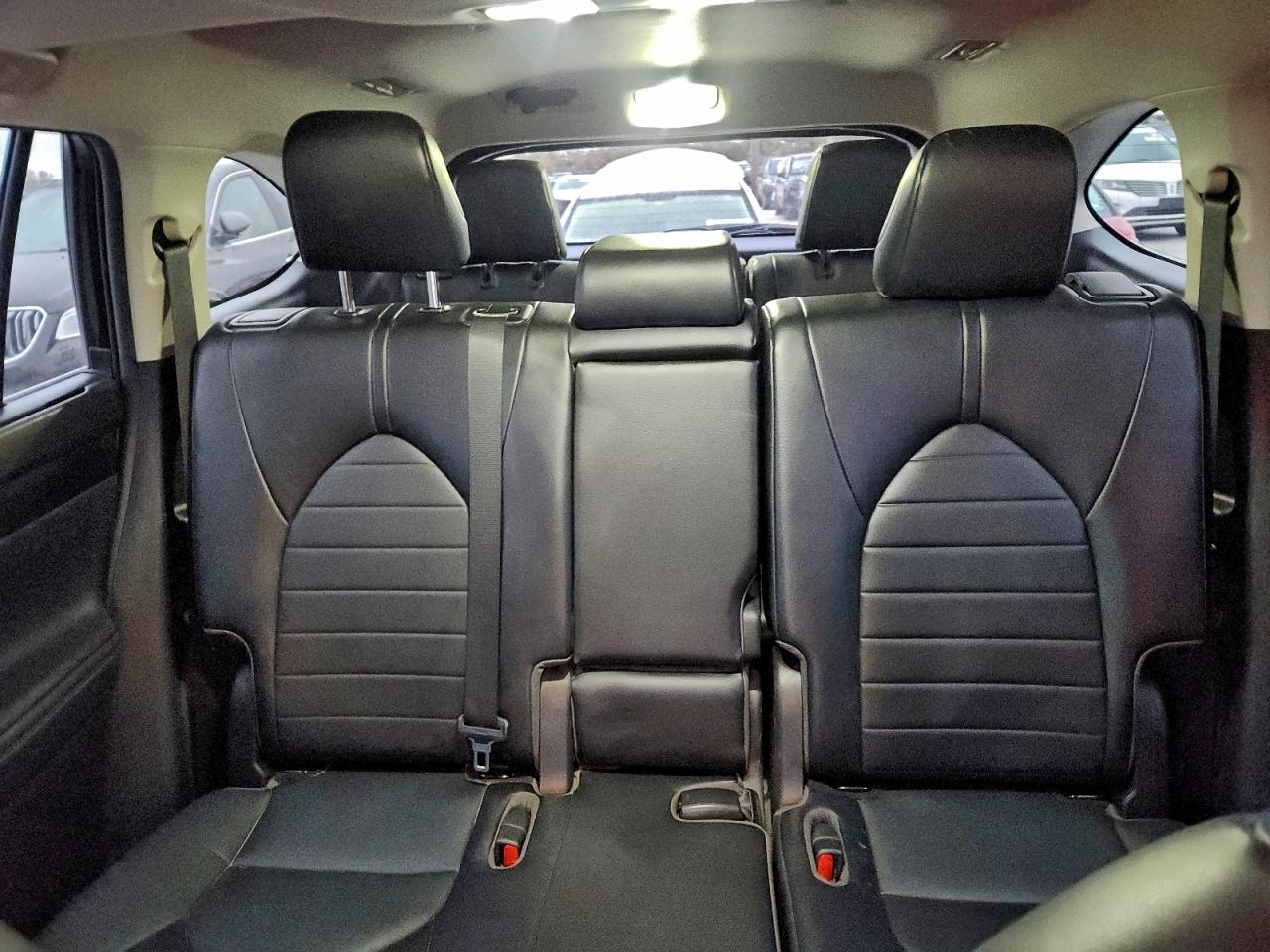 2022 Toyota Highlander Xle VIN: 5TDGZRAHXNS555782 Lot: 96398645