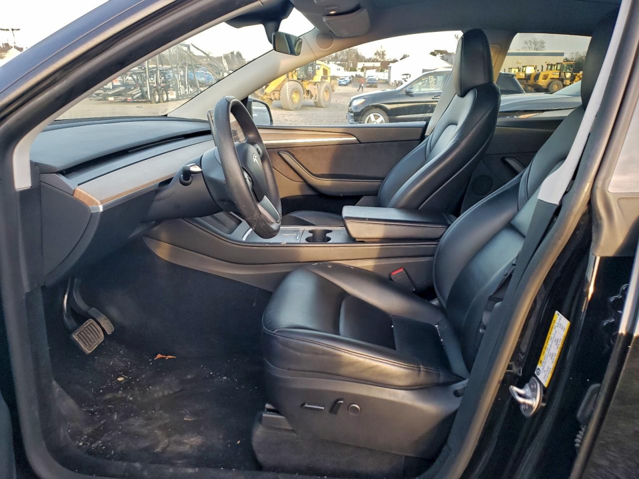 2023 Tesla Model Y VIN: 7SAYGDEE5PA124092 Lot: 94333795