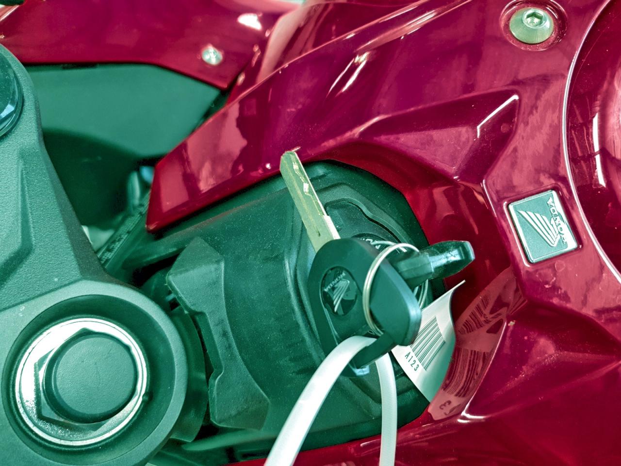 2024 Honda Cbr650 R VIN: MLHRH1559R5001252 Lot: 95175875