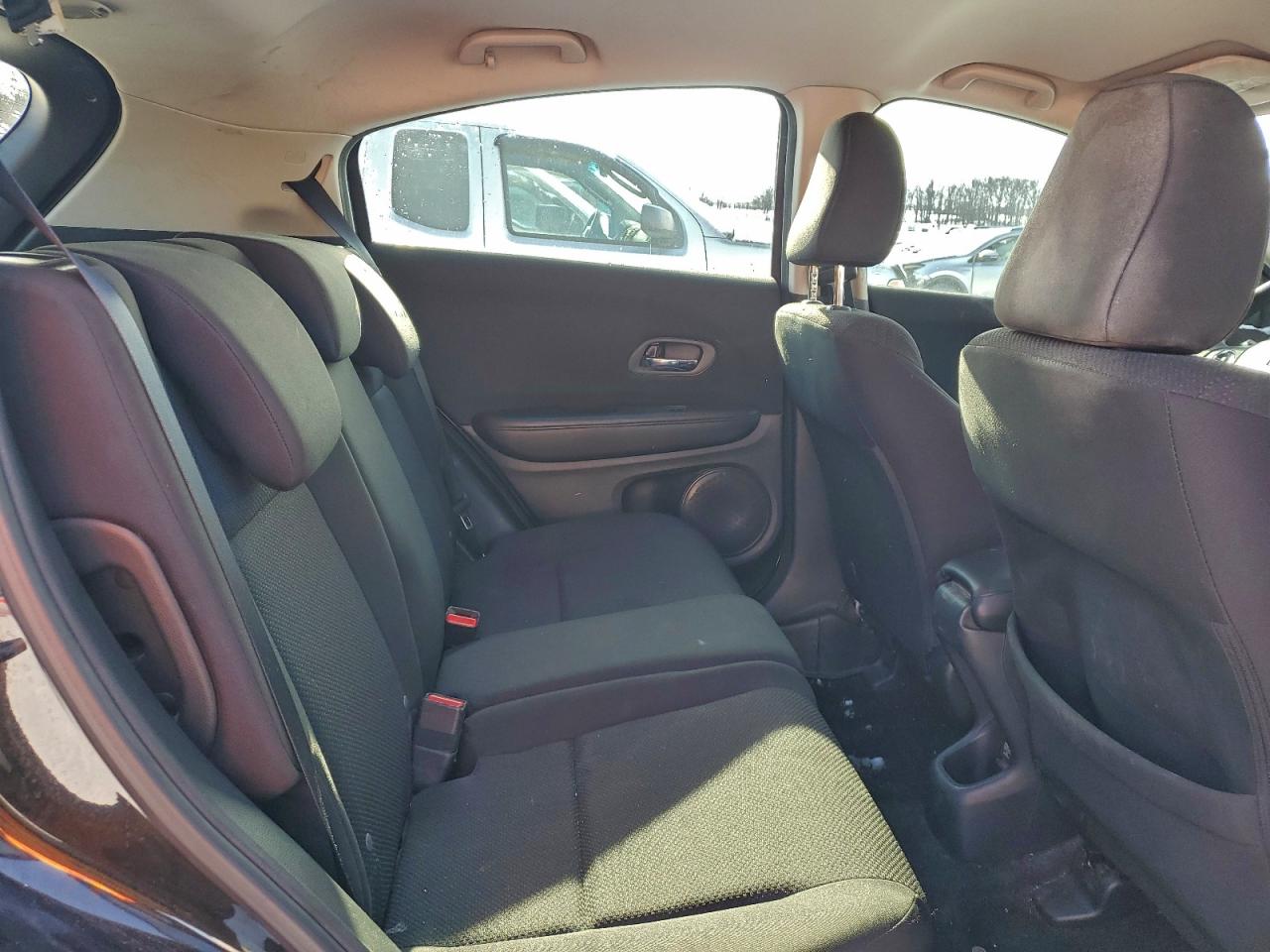 2016 Honda Hr-V Lx VIN: 3CZRU5H38GM725497 Lot: 96814415