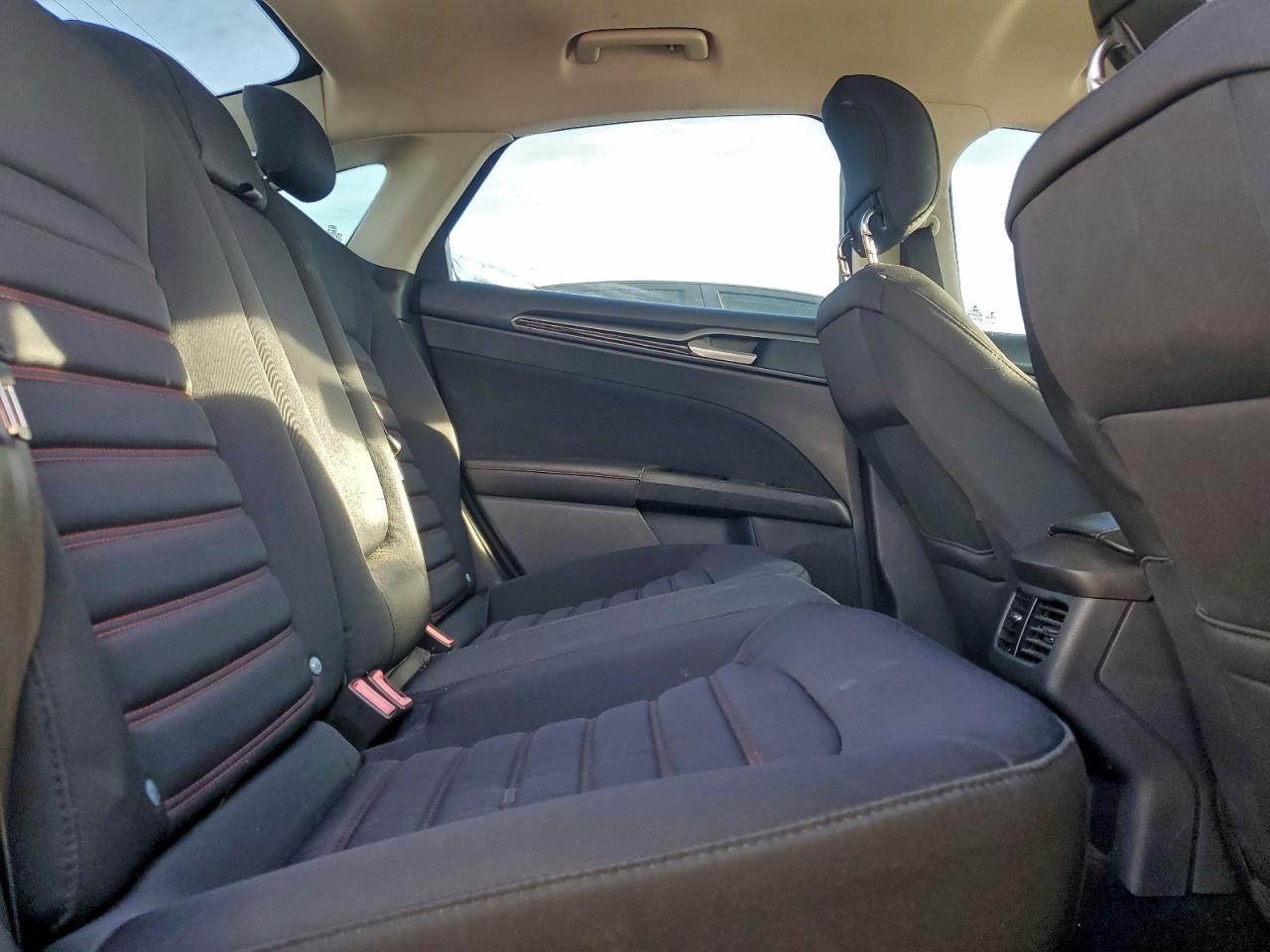 2013 Ford Fusion Se VIN: 3FA6P0HR6DR198460 Lot: 95254155