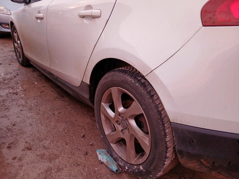 2014 VOLVO V40 D2 CROSS COUNTRY LUX 5DR POWERSHIFT