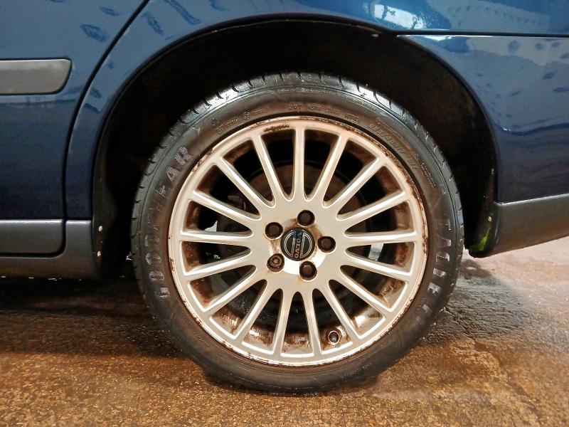 2004 VOLVO S60 2.5 T SE 4DR GEARTRONIC