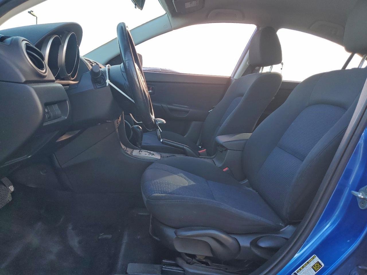 2006 Mazda 3 S VIN: JM1BK324261452748 Lot: 95556065