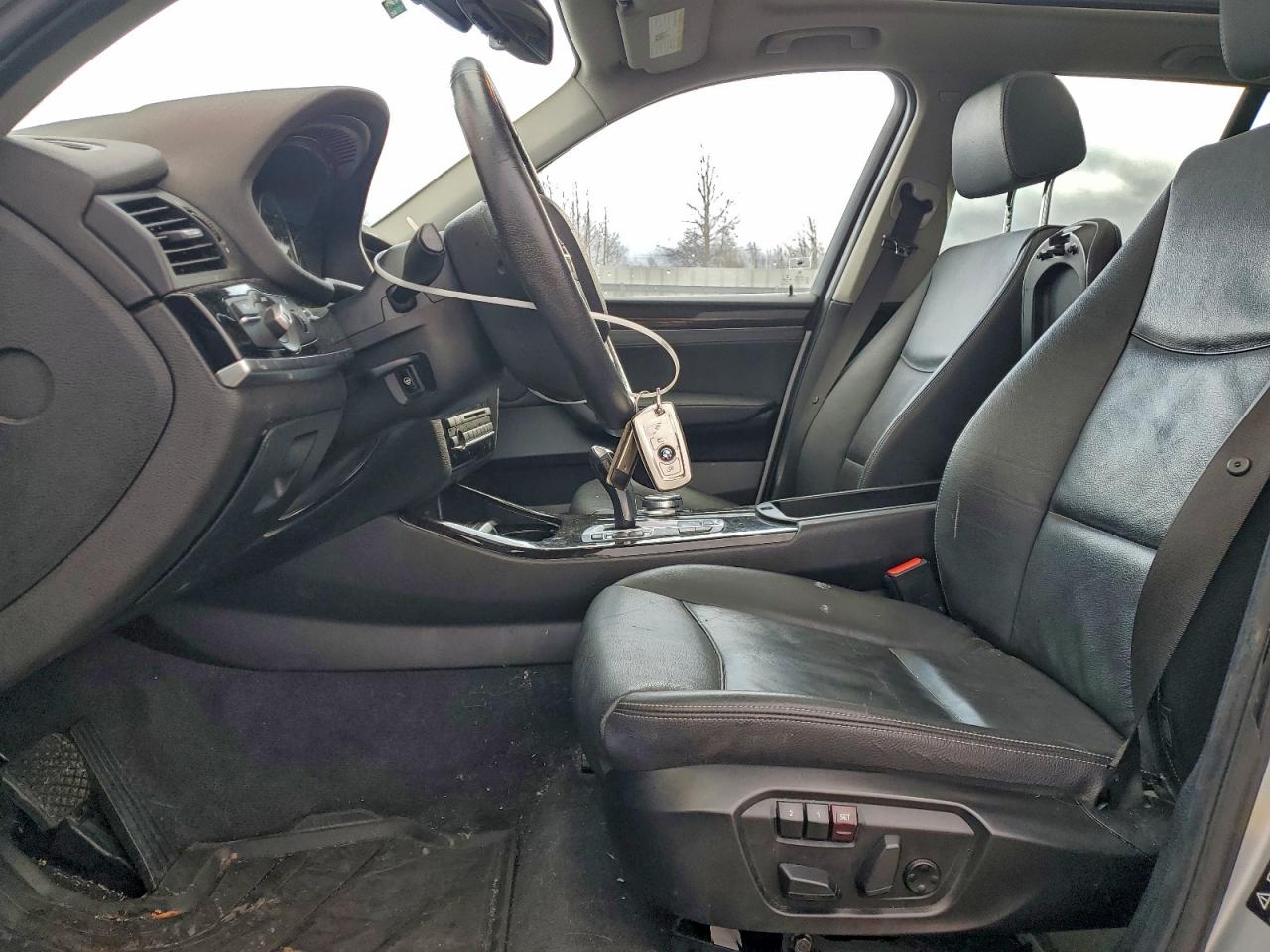 2017 BMW X3 xDrive28I VIN: 5UXWX9C30H0T17724 Lot: 95700555