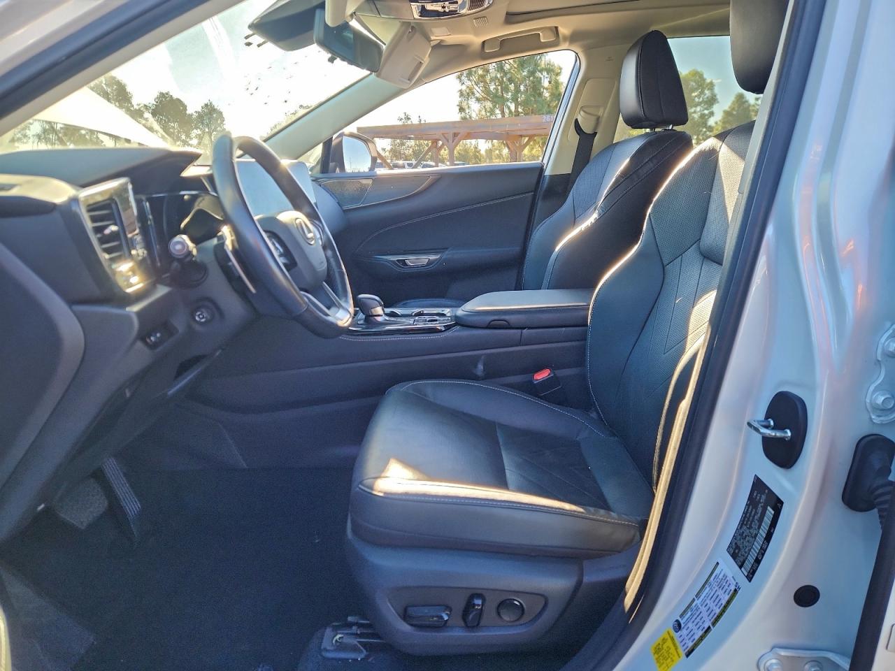 2022 Lexus Nx 350H VIN: 2T2HKCEZ1NC004606 Lot: 95193915