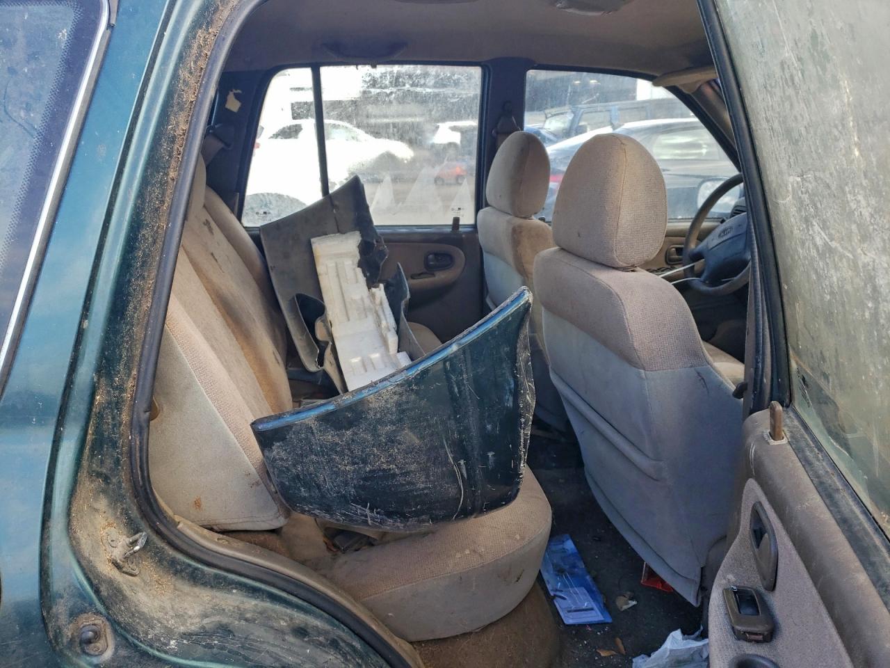 2001 Kia Sportage VIN: KNDJB723515689925 Lot: 95430595