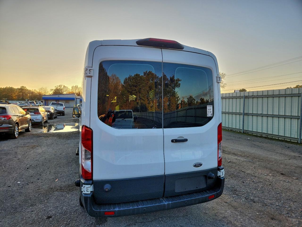 2018 Ford Transit T-150 VIN: 1FTYE2CM0JKA17823 Lot: 95759325