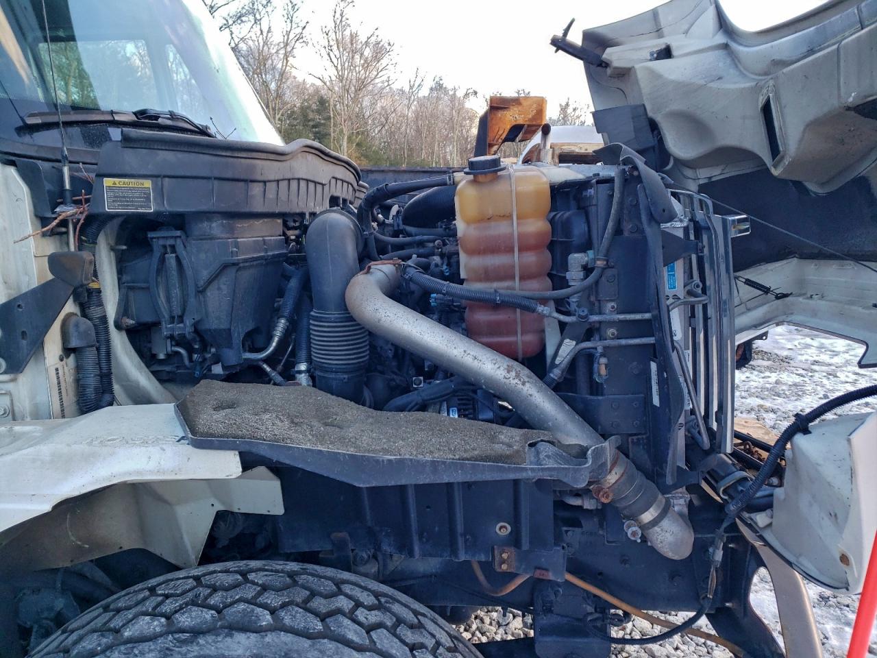 2015 International 7400 Bucket Truck VIN: 1HTWCAAR3FH679005 Lot: 96699705