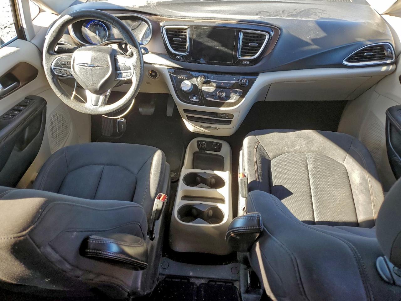 2017 Chrysler Pacifica Touring VIN: 2C4RC1DG1HR840494 Lot: 96825935