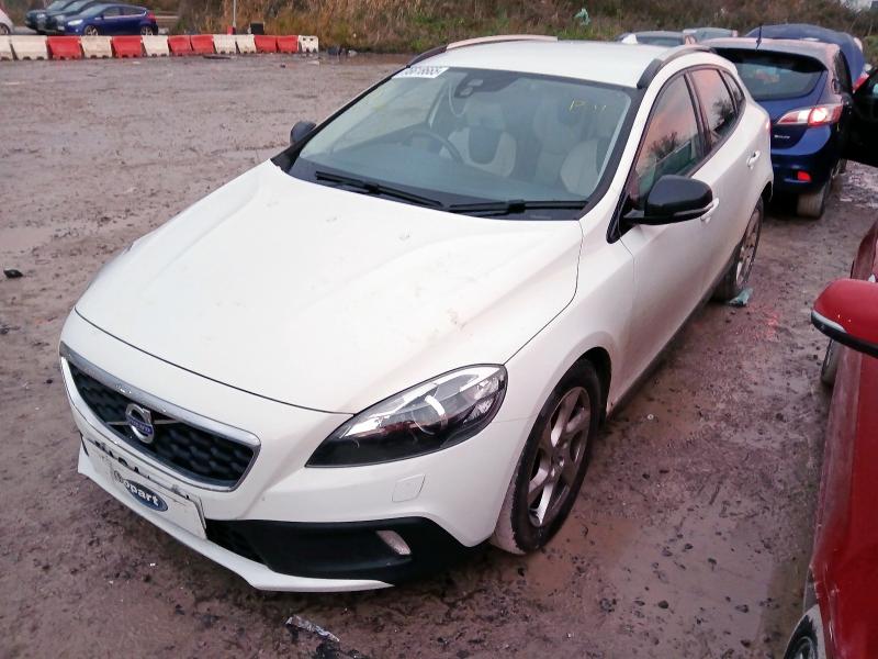 2014 VOLVO V40 D2 CROSS COUNTRY LUX 5DR POWERSHIFT for sale at Copart BRISTOL