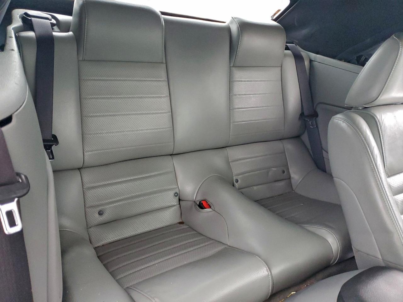 2005 Ford Mustang Gt VIN: 1ZVFT85H055235990 Lot: 94170475