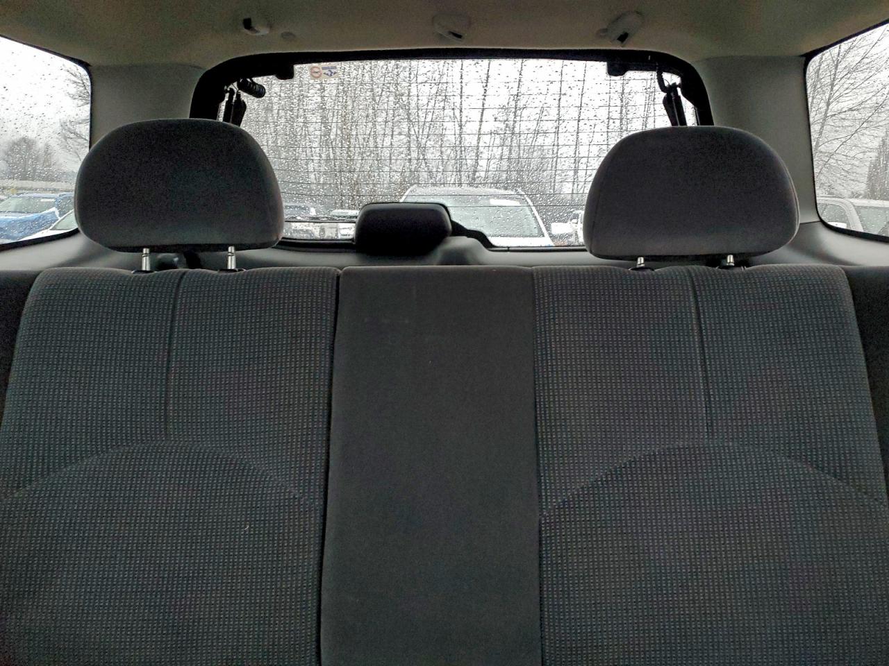 2004 Mazda Tribute Lx VIN: 4F2CZ94114KM27417 Lot: 95513175