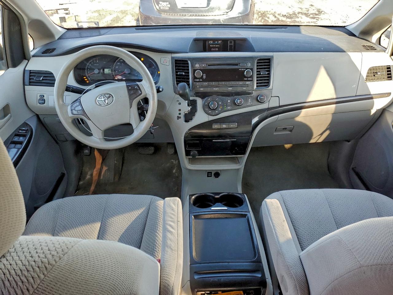 2011 Toyota Sienna Le VIN: 5TDJK3DC1BS025672 Lot: 95203595