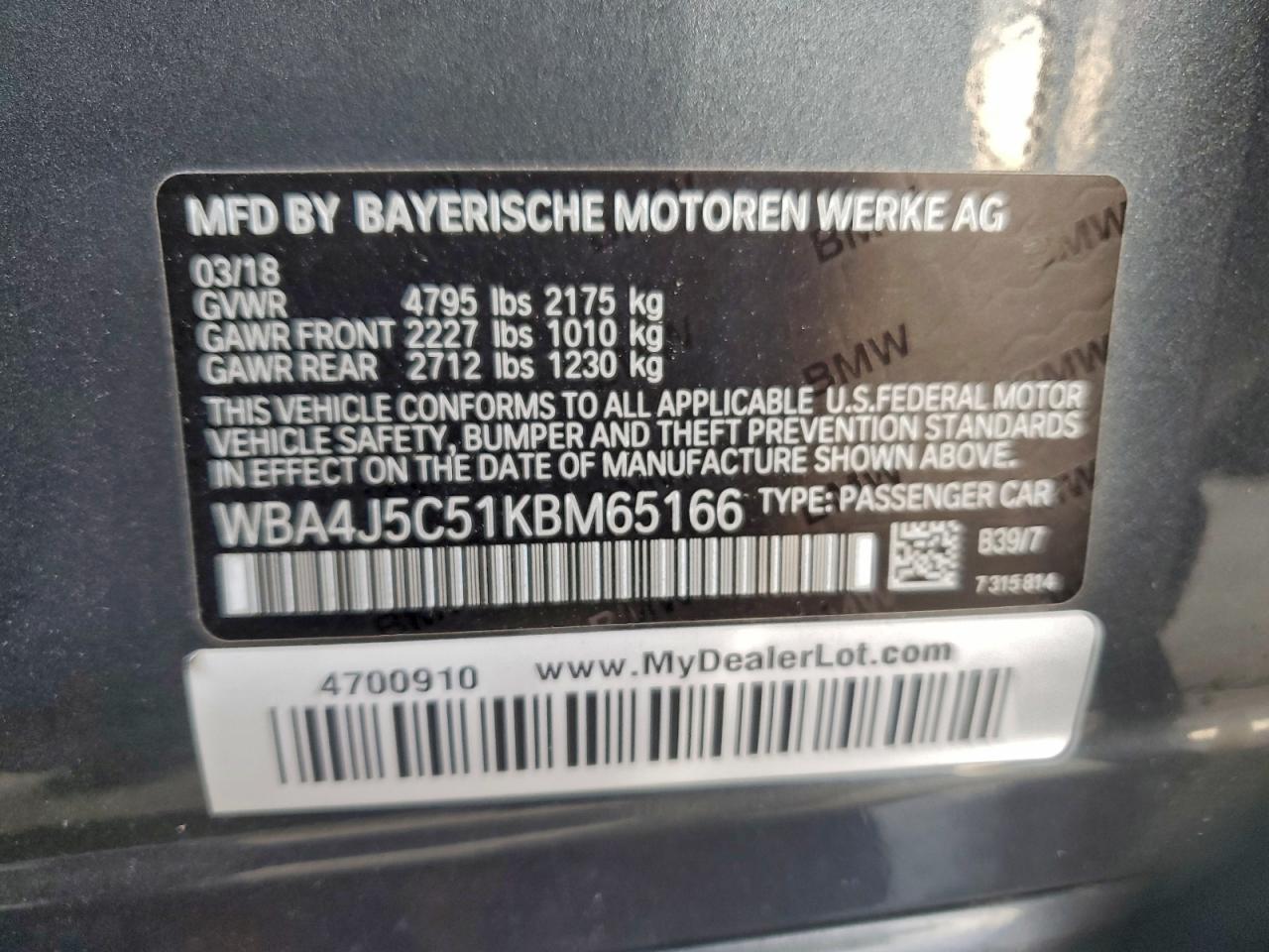 Фото: WBA4J5C51KBM65166