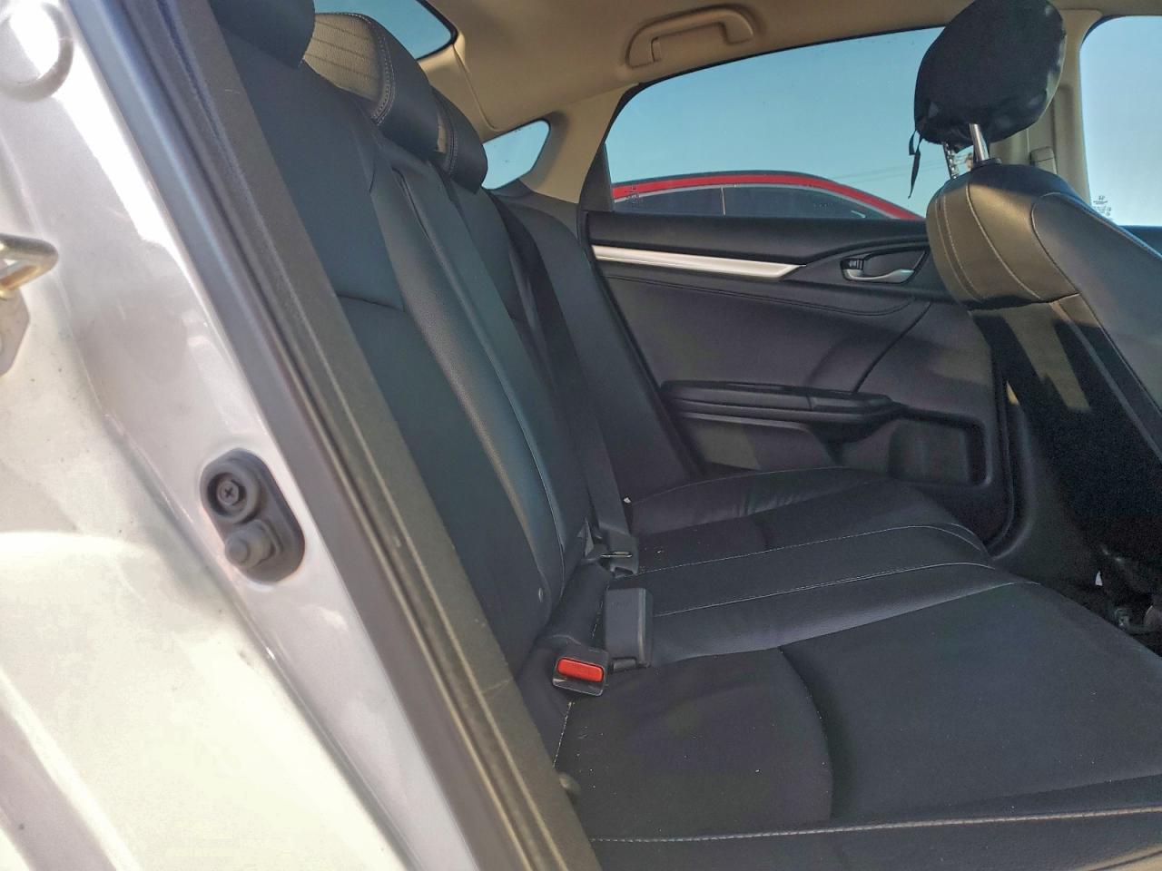 2018 Honda Civic Exl VIN: 2HGFC1F77JH645898 Lot: 94953335