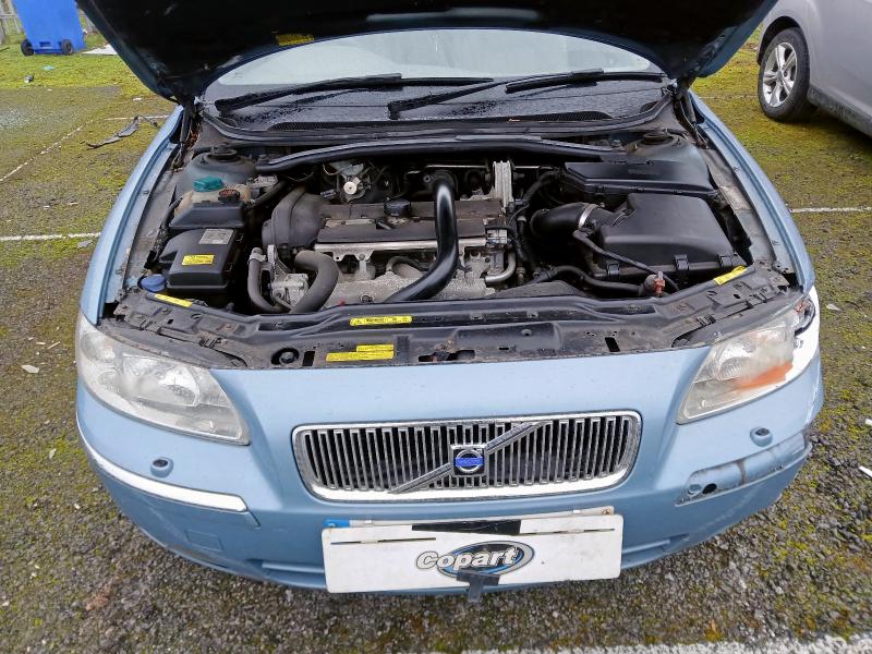 2004 VOLVO V70 2.5 T SE 5DR GEARTRONIC