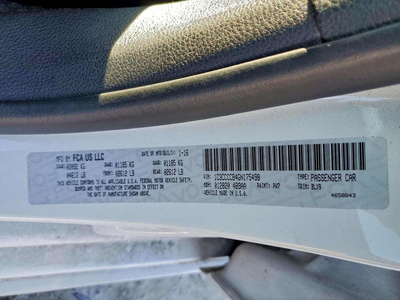 2016 Chrysler 200 C VIN: 1C3CCCCB4GN175498 Lot: 96177975