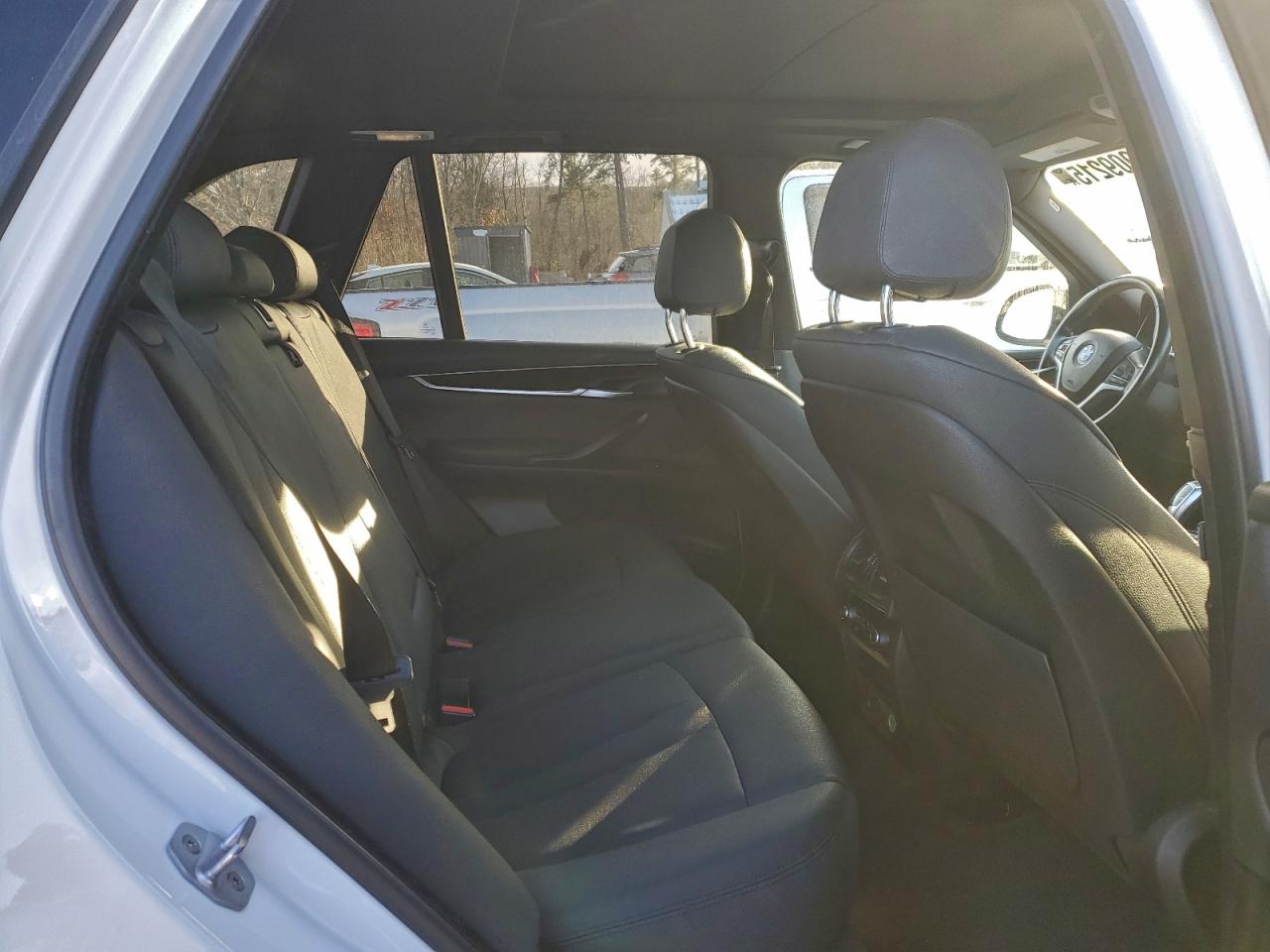 Фото: 5UXKT0C57J0V99714