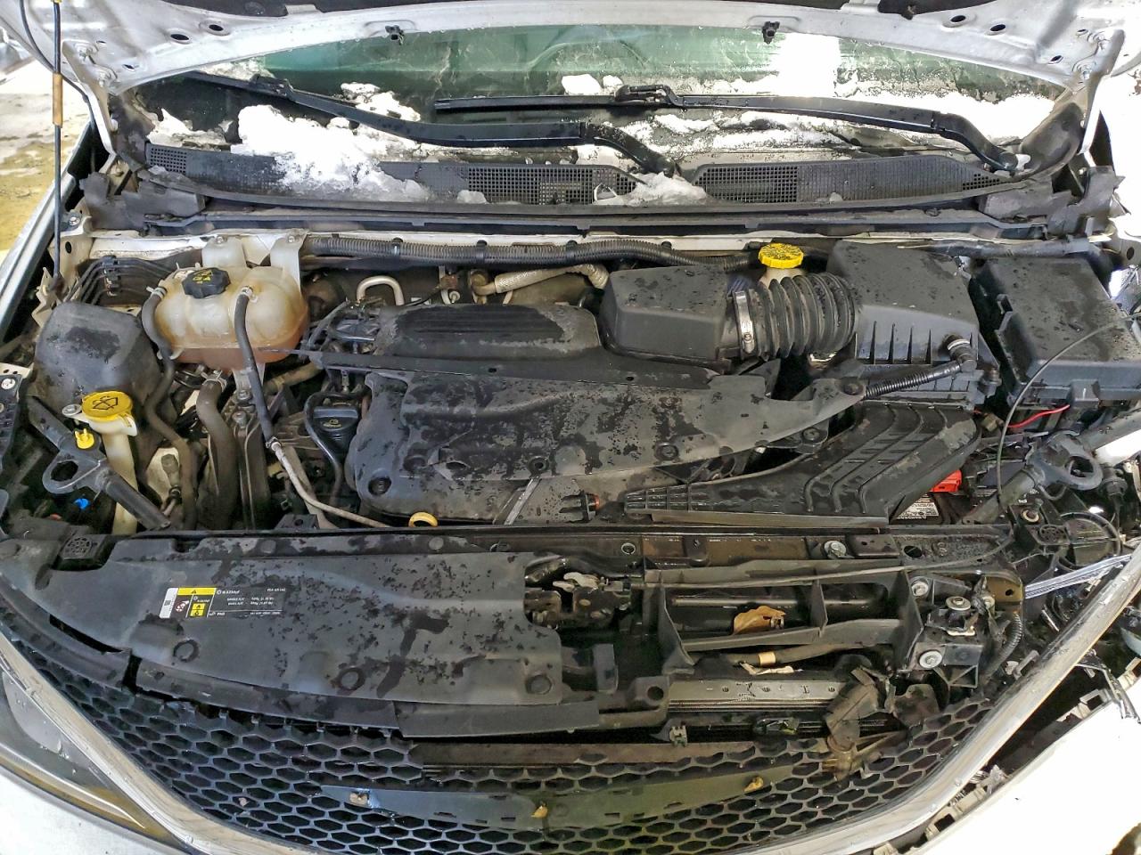 2020 Chrysler Pacifica Touring L VIN: 2C4RC1BG4LR272690 Lot: 94638175